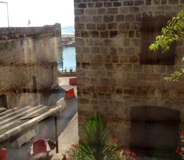 Byblos Casa | Byblos Fishing Club Guesthouse