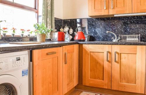 Selsey Casa | Byeways - Railway Carriage