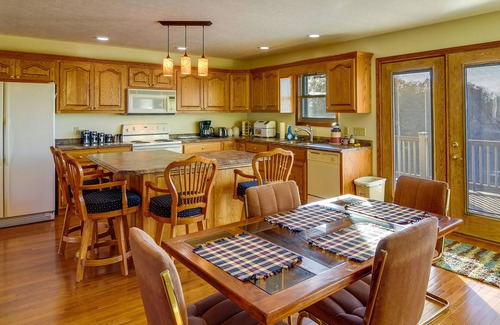 Byrdstown Apartamento | Byrdstown Apartment < 4 Mi to Dale Hollow Lake!