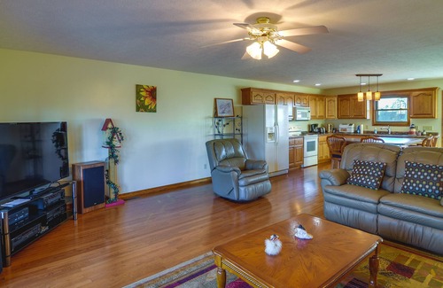 Byrdstown Apartamento | Byrdstown Apartment < 4 Mi to Dale Hollow Lake!