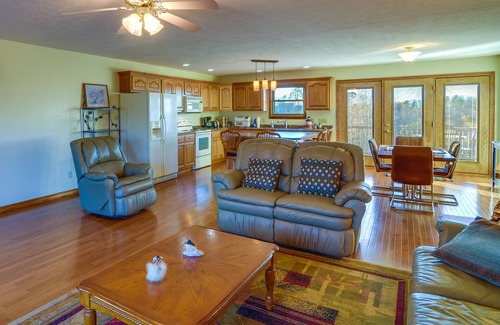 Byrdstown Apartamento | Byrdstown Apartment < 4 Mi to Dale Hollow Lake!