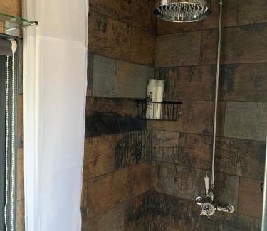 Felinwynt Casa | Byre Cottages & Log Cabin