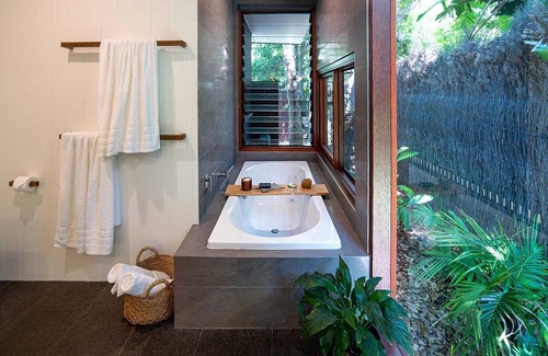 Broken Head Casa | Byron Beach Retreats - THE BUNGALOW