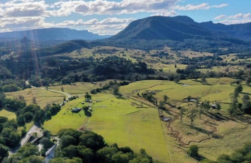 Bentley Cabina | Byron hinterland cabin at Bentley, Northern NSW, pet friendly!