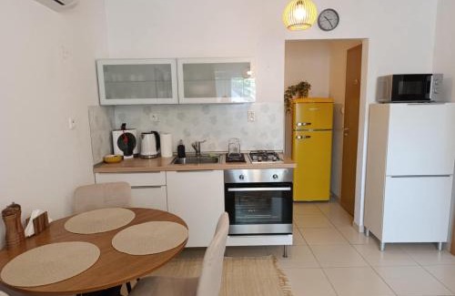 Vrakuna Apartamento | Byt s parkovaním, balkónom, klimatizáciou, free parking