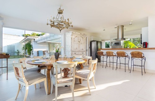 Portal da Ferradura Casa | ¡Bz72! Casa con vistas al mar con 5 suites y piscina