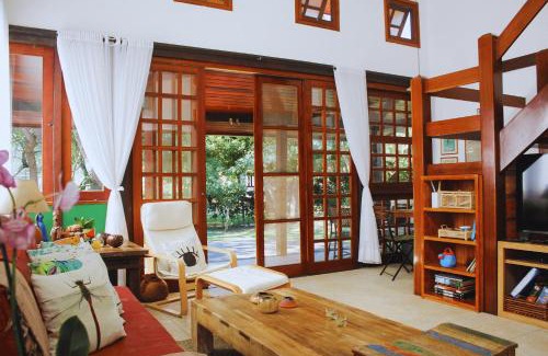 Praia Rasa Casa | Bz10 Linda casa! 4 suítes em condomínio clube!