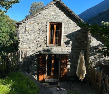 Giumaglio Casa | Cà dal Bosc e Cà sgrüscia