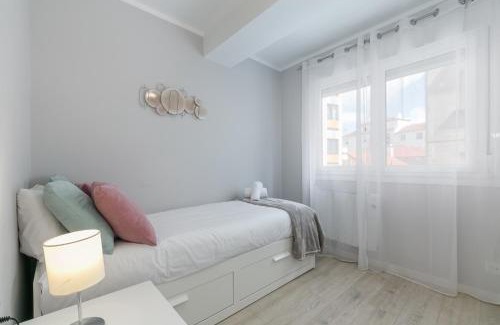 Maria Auxiliadora Apartamento | Cálido en el corazón de Vigo by CABANA Rentals