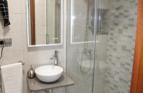 El Ensanche Zona Nuova Apartamento | Céntrico exterior amplio 110 m.