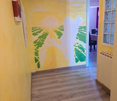 Centro de Logroño Apartamento | céntrico, tranquilo, garaje, colchones visco, ascensor, luminoso y wifi