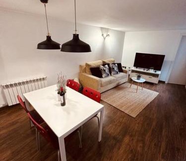 Llivia Apartamento | Céntrico y Acogedor Estudio, Llívia, Cerdanya.