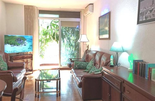 Arganzuela Apartamento | Céntrico y Bien Comunicado. Amplio y Cómodo