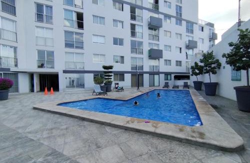 San Juan de Dios Apartamento | Céntrico y estiloso apartamento con Alberca, AC, Seguridad, Aparcamiento y Gym