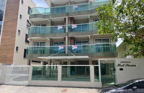 Joao Neiva Apartamento | cód 36 · Apartamento a 80 metros do mar com sacada