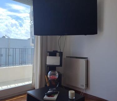Florida Apartamento | Cómodo apartamento frente Quinta Presidencial