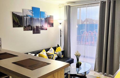 Los Angeles Apartamento | Cómodo departamento con piscina en Los Angeles