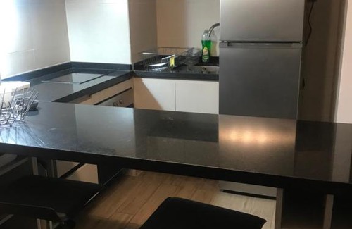 Las Condes Apartamento | Cómodo ,impecable , 4 Mts Clinica las Condes