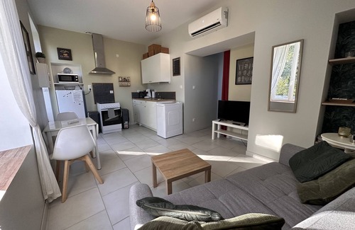 Contrexeville Apartamento | Côté Jardin" self-catering cottage, Contrexéville spa resort