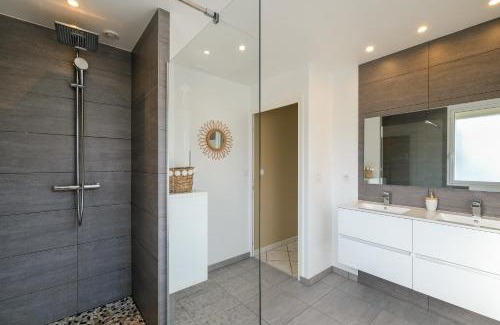 Saint-Marc-sur-Mer Apartamento | Côté Océan - Appt vue mer de 134 m2