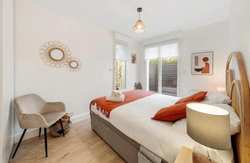 Arsenal-Redon Apartamento | Côté Rivière, appartement T2, terrasse & parking