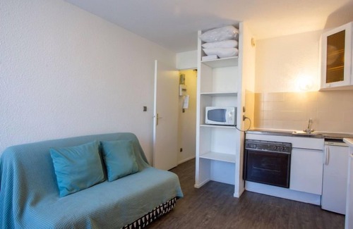 La Faviere Apartamento | Côte d'Azur by Interhome