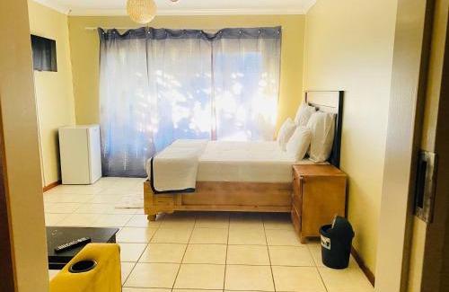 Pretoria Casa | c and c guest house pretoria north