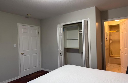 Oakridge Casa | C and D Cozy Bedroom