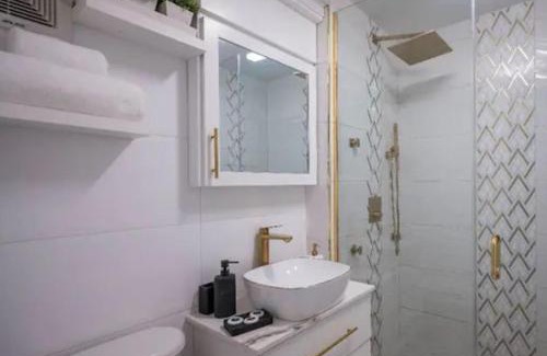 St.Bran's Burg Apartamento | C'DaView Royal Suite