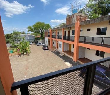 Encarnacion Apartamento | C.E. ALOJAMIENTO