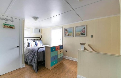 Grand Isle Casa | C'est Bon Across from UTV Entry Point! Sleeps 12!