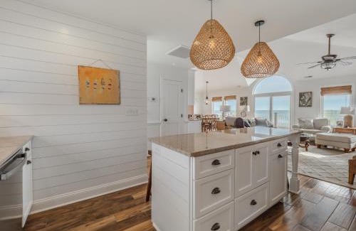 Topsail Beach Casa | C-Maid