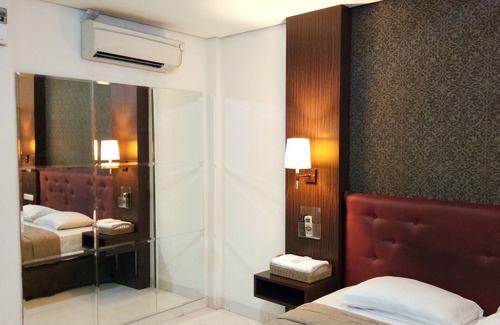 Jakarta Hotel | C'One Hotel Cempaka Putih