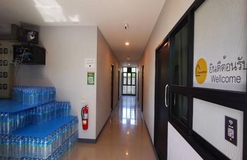 Krathum Baen Apartamento | C Park