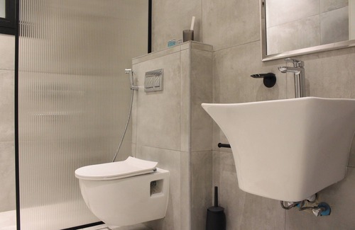 Riyadh Apartamento | C003 - Elegant and Quiet Apartment in Al Malqa
