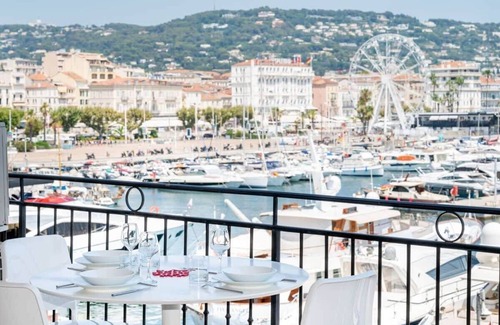 Le Suquet Apartamento | C096 Apt overlooking the Old Port - Magical view !