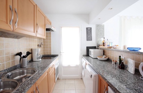 Haria Casa | C1, en pequeño complejo con piscina climatizada comunitaria a 100m del mar