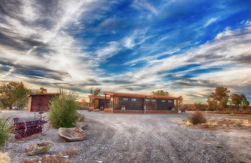 Riverton Cabina | C1: Modern cabin on Wind River on working cattle ranch
