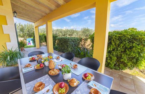 Buger Casa | C340 Son Serra by Mallorca Villa Selection