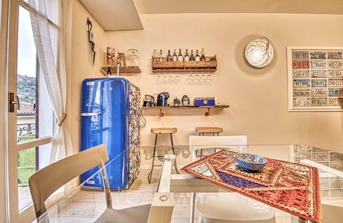 Torri del Benaco Casa | Ca'BENEca 1 BR LAKEFRONT, NEW, PARKING INCLUDED