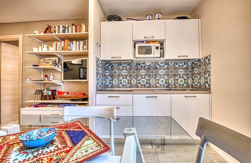 Torri del Benaco Casa | Ca'BENEca 1 BR LAKEFRONT, NEW, PARKING INCLUDED