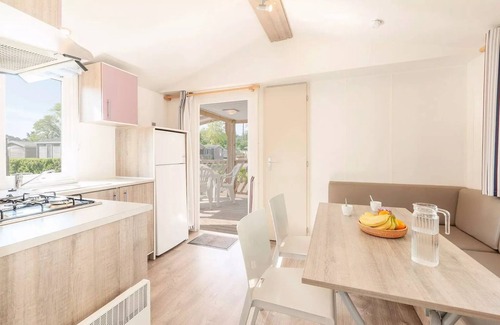 Sainte-Catherine-de-Fierbois Casa | Campsite Le Parc de Fierbois***** - Comfort Mobile Home 4 Rooms 6 People Air Conditioned