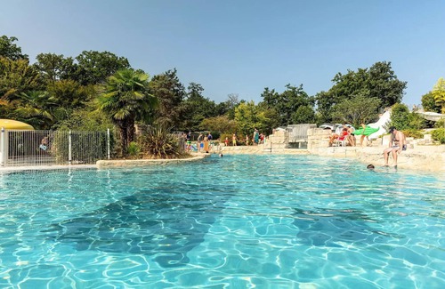 Sainte-Catherine-de-Fierbois Casa | Campsite Le Parc de Fierbois***** - Comfort Mobile Home 4 Rooms 6 People Air Conditioned
