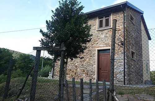 Tresana Casa | CA GIACOMO, en medio del bosque de Lunigiana ... relájate ... y ambientes únicos