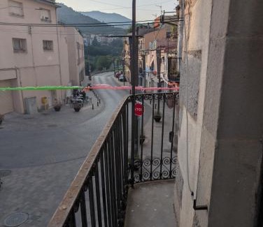Monistrol de Montserrat Apartamento | Ca l'Emília, hasta 6 pers, Monistrol de Montserrat