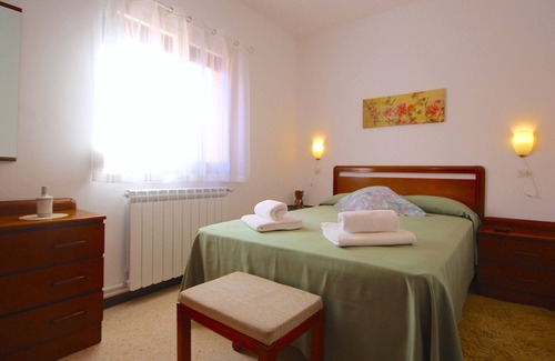 Salas de Pallars Apartamento | Ca La Lluïsa - Holiday Apartment