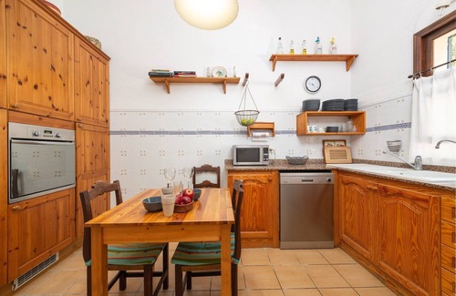 Porto Cristo Chalet De Esquí | Ca'n Marinero - House In Porto Cristo. Free Wifi