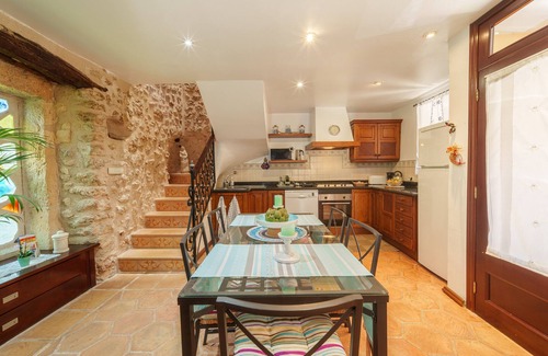 Ariany Chalet De Esquí | Ca na Sabatera Encantadora Casa Adosada con Piscina Privada en Ariany
