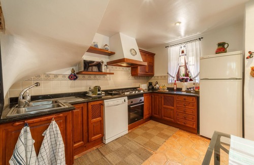 Ariany Chalet De Esquí | Ca na Sabatera Encantadora Casa Adosada con Piscina Privada en Ariany