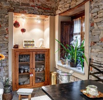Castino Cama Y Desayuno | Ca' Pavaglione Country House